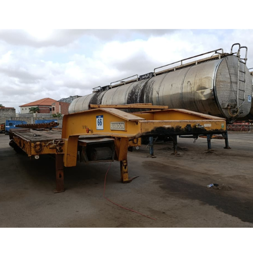 INOPERACIONAL (PISO EM MAU ESTADO,
DIVERSAS PEÇAS E COMPONENTES EM FALTA)