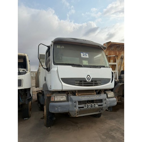 INOPERACIONAL(NECESSITA DE
REPARAÇÃO GERAL,DIVERSAS PEÇAS E COMPONENTES EM
FALTA, NÃO TEM CHAVE PROBLEMA NO MOTOR)